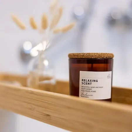 Fynbos In Der Altstadt, Frauenkirche, Historisch, Parkplatz アパート *