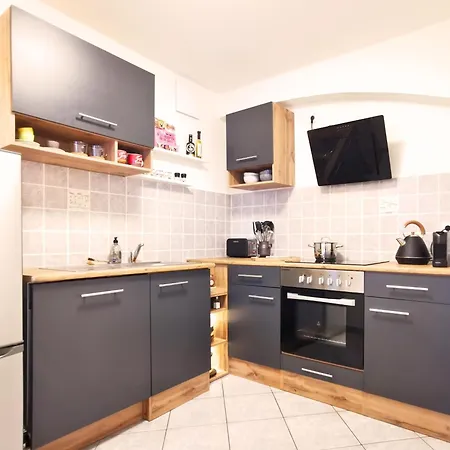 Apartment Fynbos In Der Altstadt, Frauenkirche, Historisch, Parkplatz