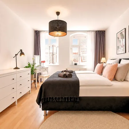 Apartman Fynbos In Der Altstadt, Frauenkirche, Historisch, Parkplatz *